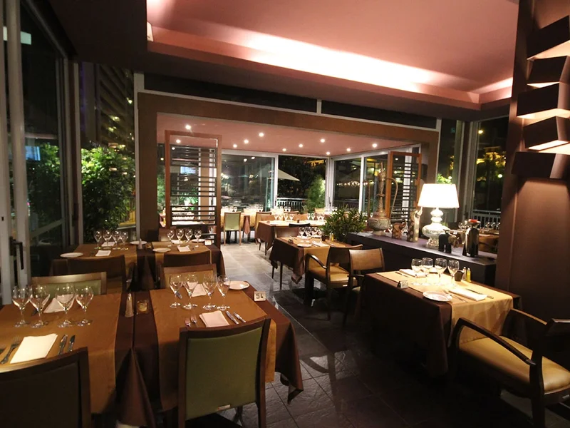 Taj Mahal Indian Restaurant