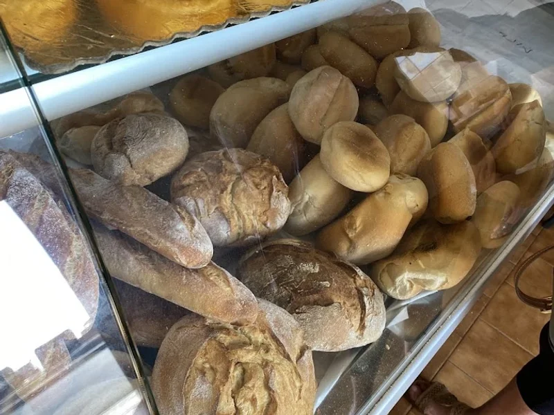 Panidoce - Panificadora de Câmara de Lobos, Lda