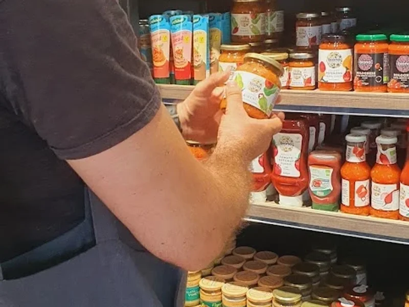 Go Veggie Băcănie & Bistro Vegan