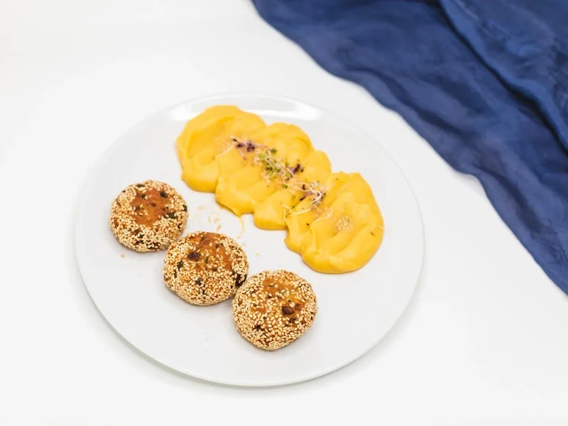 Vyro Raw & Vegan Bistro