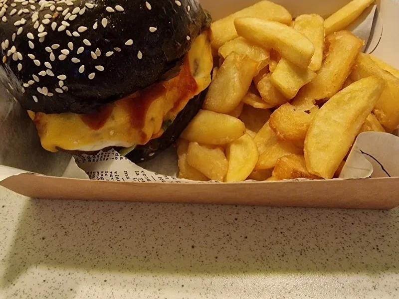 LOKO BURGER & Shaorma Trapezului