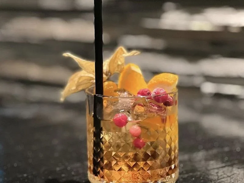 Trio | Bar and Lounge