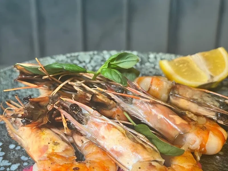 Amo Restaurant & Lounge