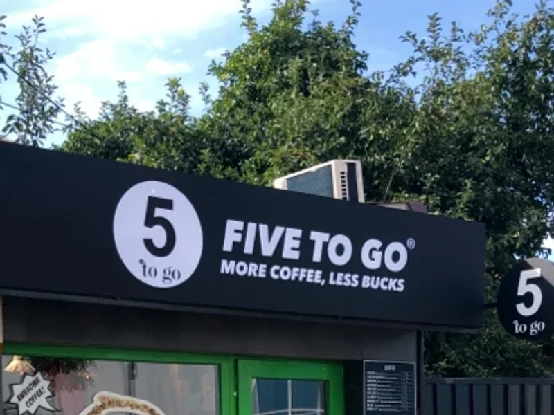 5 To Go Piata Crangasi