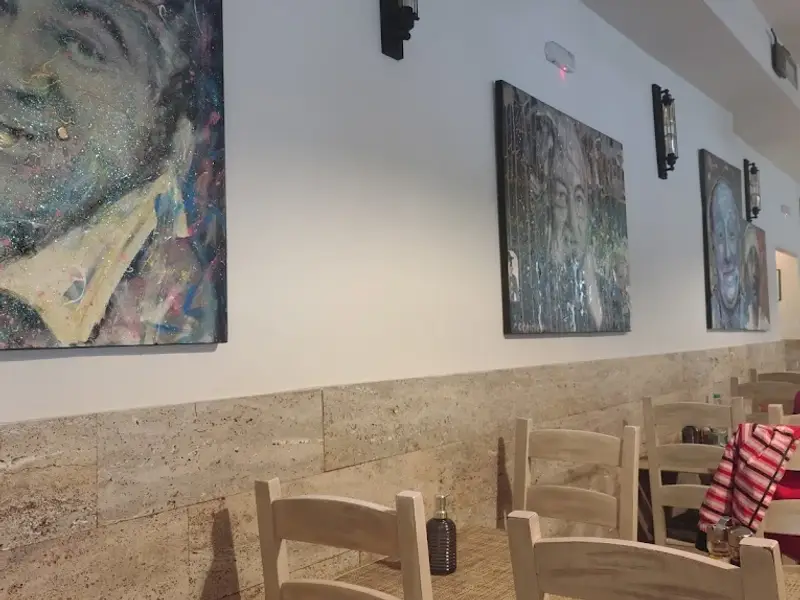 Taverna La Călinescu