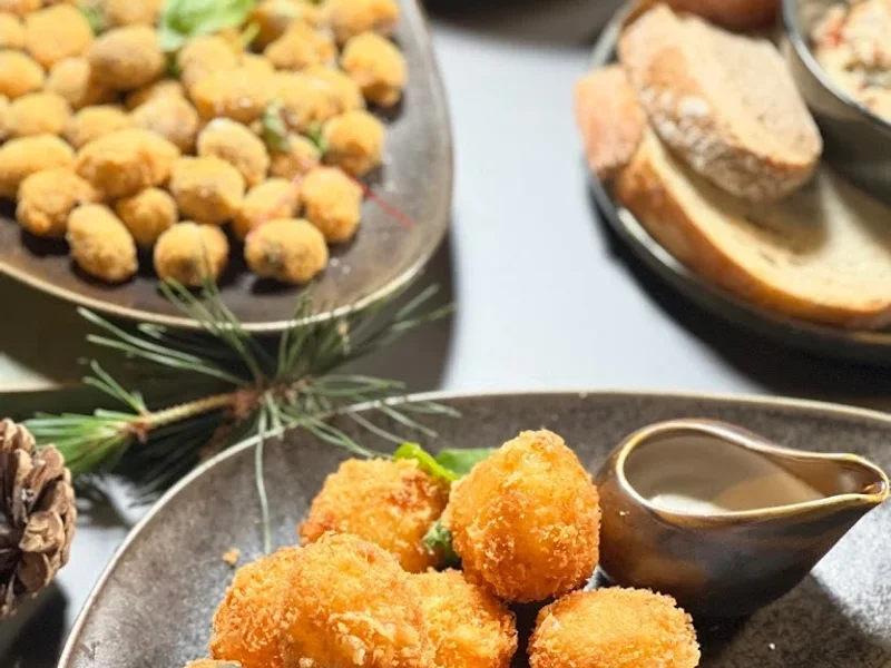 Amo Restaurant & Lounge