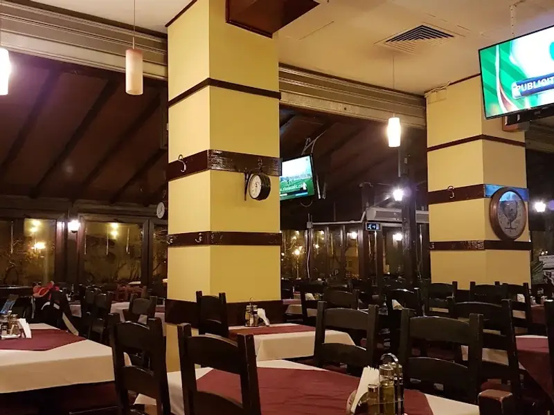 Taverna La Călinescu