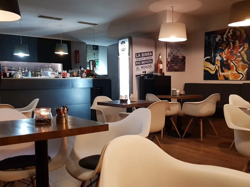 Cafe Opera