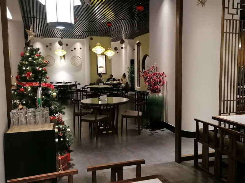 Chinese Restaurant by Li