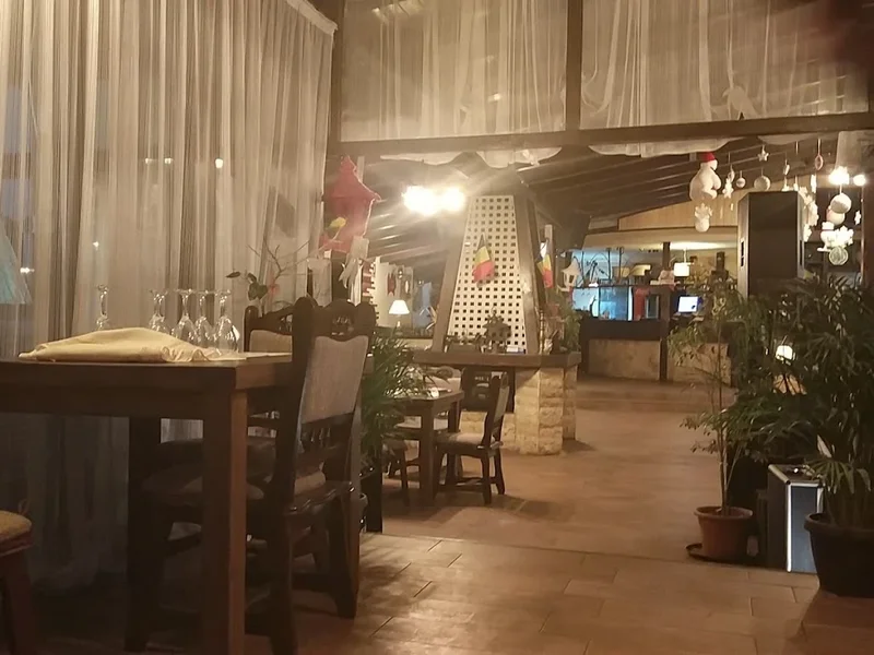 Pensiune Restaurant La Cumatru