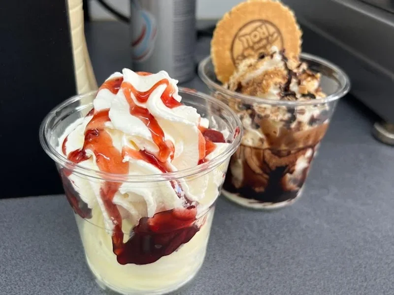 Ice&Roll and Cake&Roll Iaşi