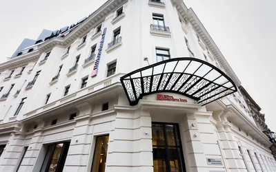 Liste 17 hoteluri romantice din Centrul istoric București