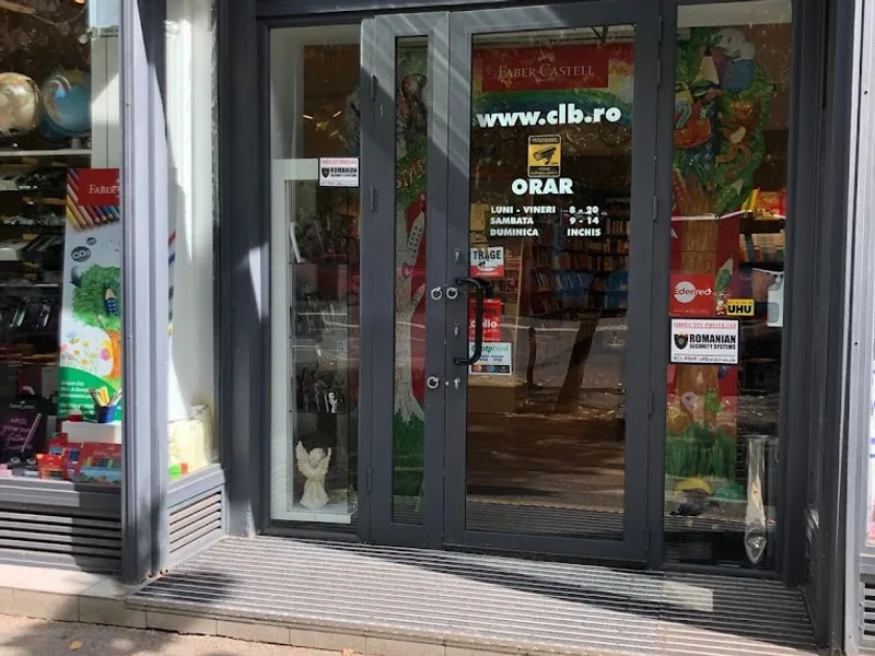 Libraria 41 CLB - Calea Dorobantilor - Lumina