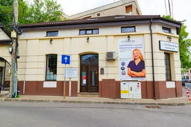 Liste 36 clinicile de stomatologie din Iași