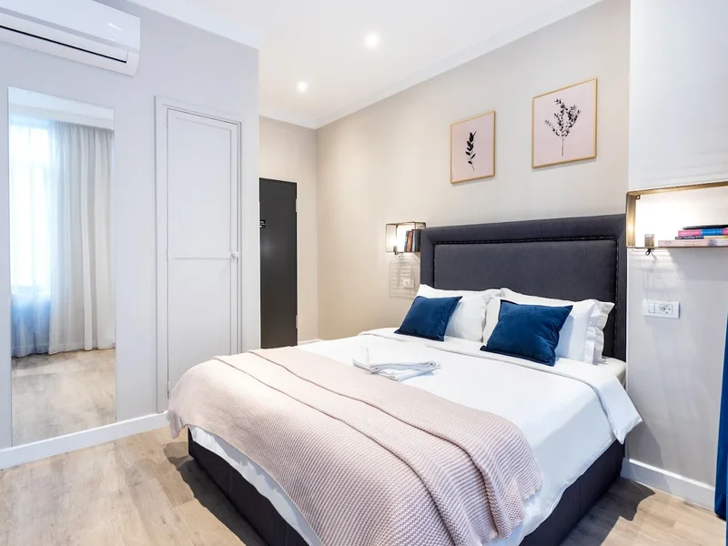 DeGoya Studios Bucharest Old Town