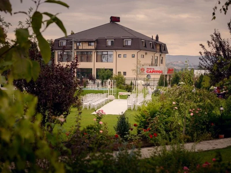 Hotel Capitol