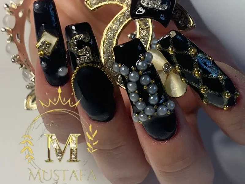 Mustafa nails - unghii false cu gel . Construcție unghii cu gel. Intretinere unghii gel