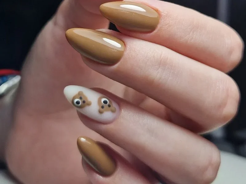 Elegant Nails Iasi Unghii cu gel si oja semi