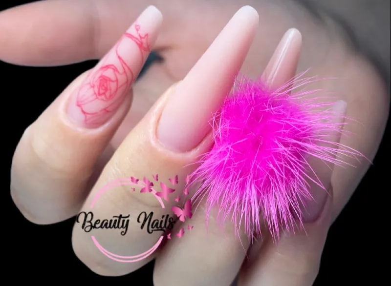 Beauty Nails Iasi - Unghii cu gel si oja semi - Pedichiura semi