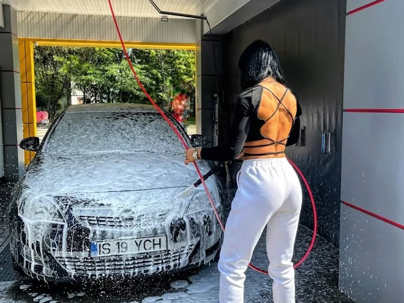 AUTO BUBBLE GIROTI & DIAMOND BROTHERS DETAILING GARAGE