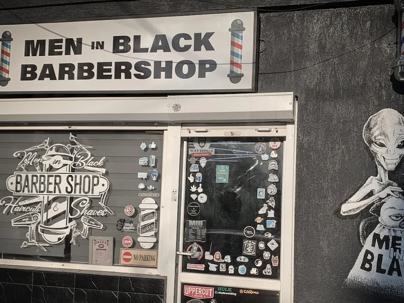 Men In Black - BarberShop
