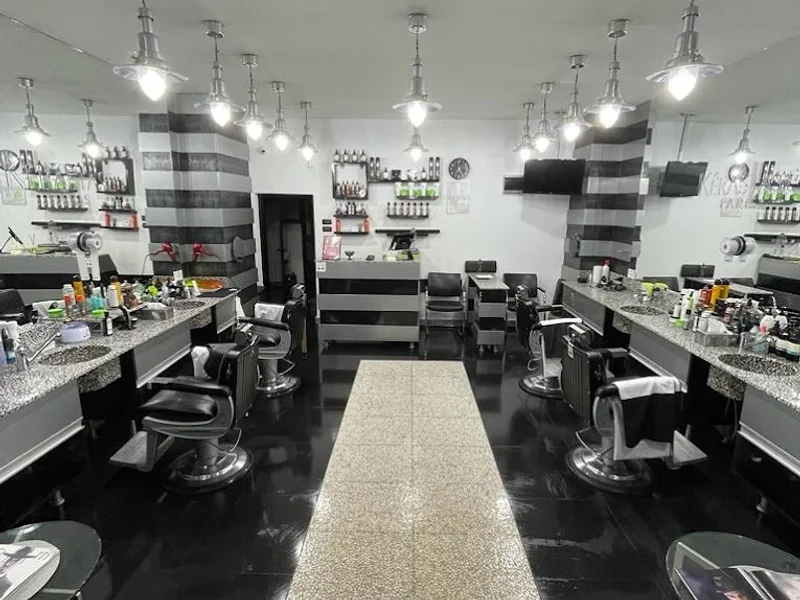 EXPERT BARBERS DOROBANTI - MEN'S LUXURY SALON