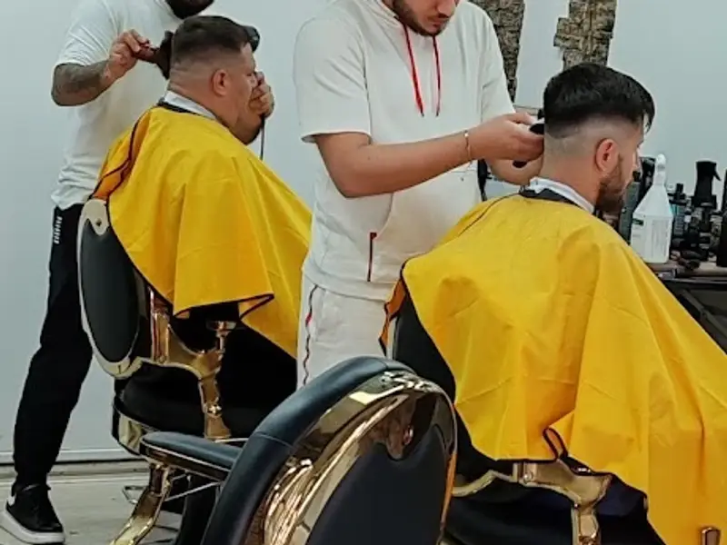 WEST BARBER SHOP Militari