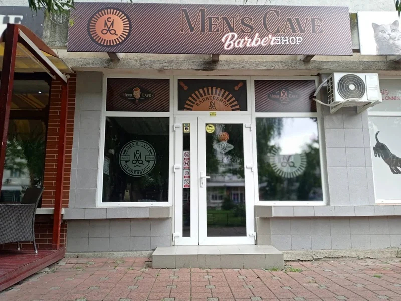 Men's Cave Barbershop