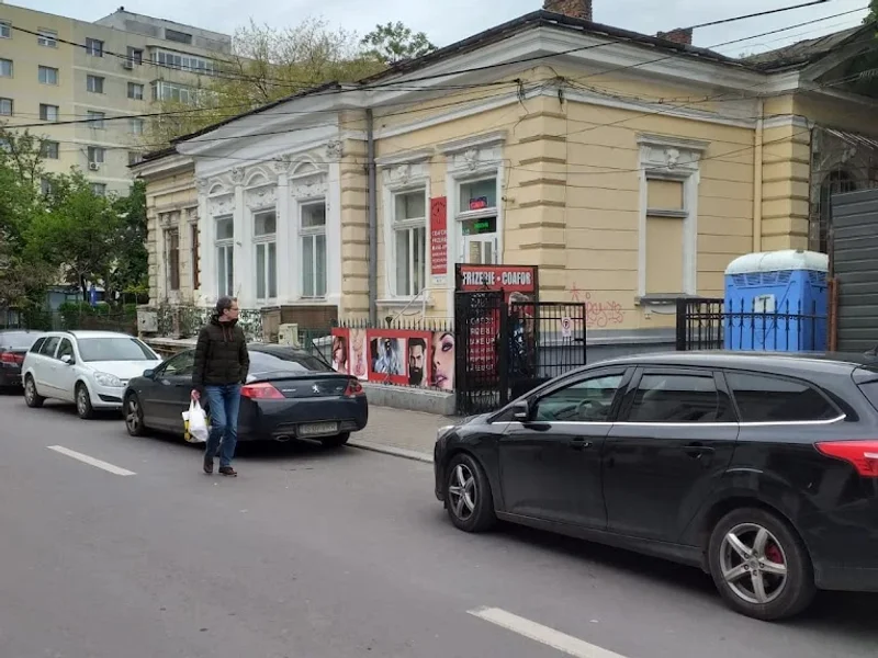 Frizerie CAPSULA X - Frizerie Barbier Coafor Iasi