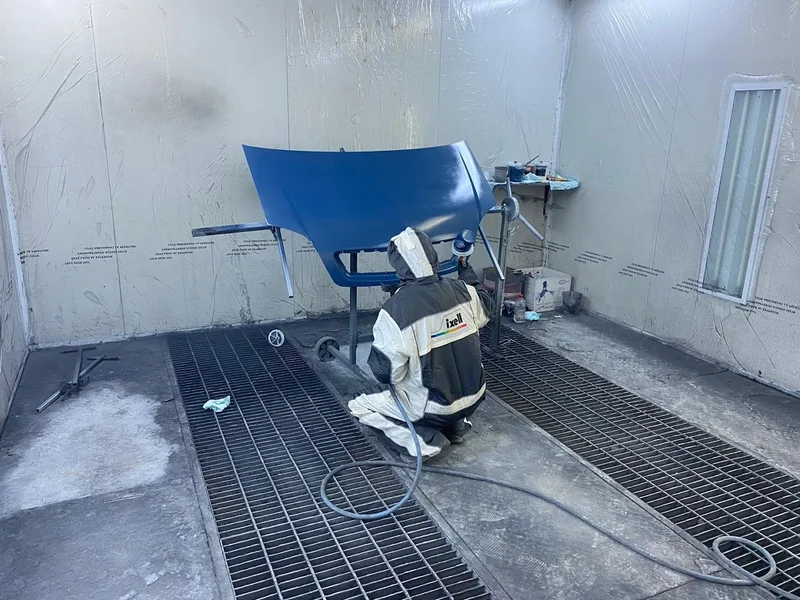 Arcom - Tinichigerie și Vopsitorie Auto