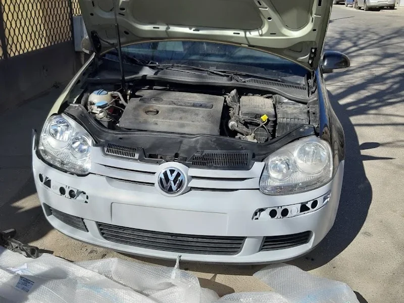 Diagnoza & Service auto la domiciliu Reparații alternatoare service mobil non stop Golire rezervor