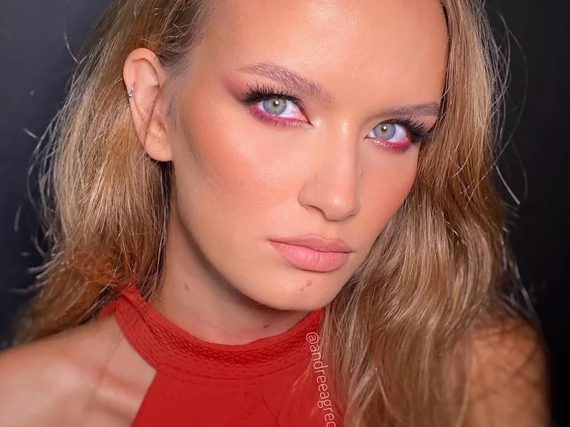 Andreea Grecu Make-up Artist