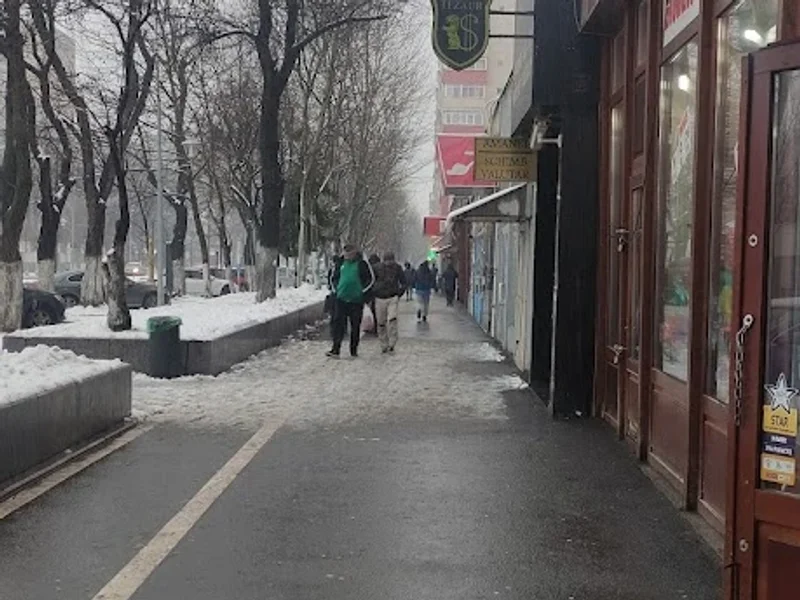 Mega Image Giurgiului 4