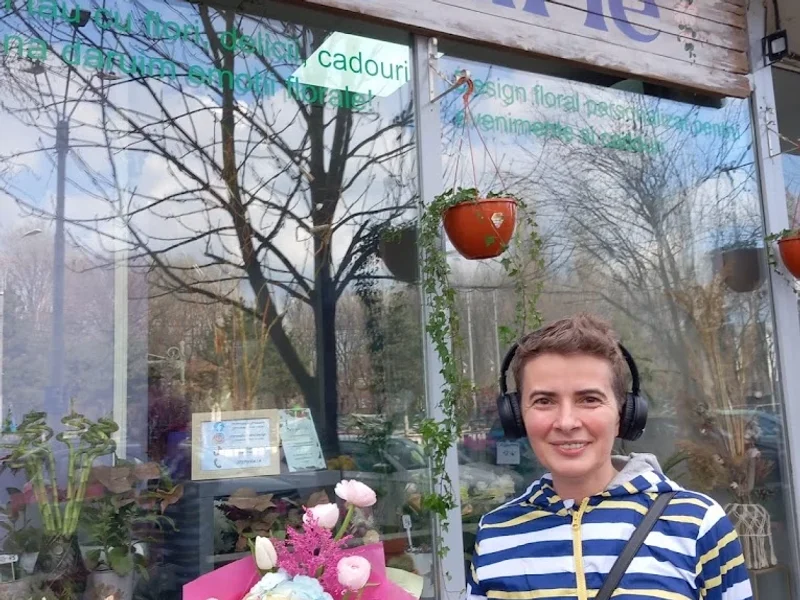 Ultraviolet Floral Design