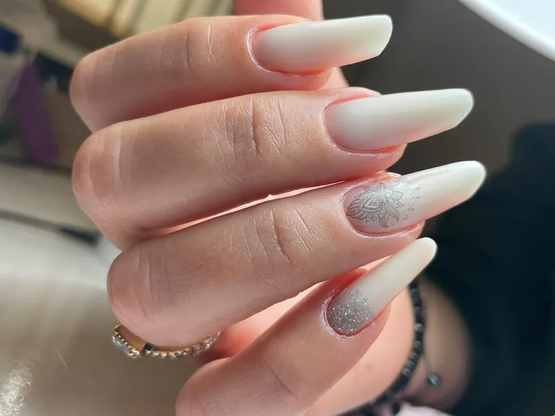 Alesweet Nails