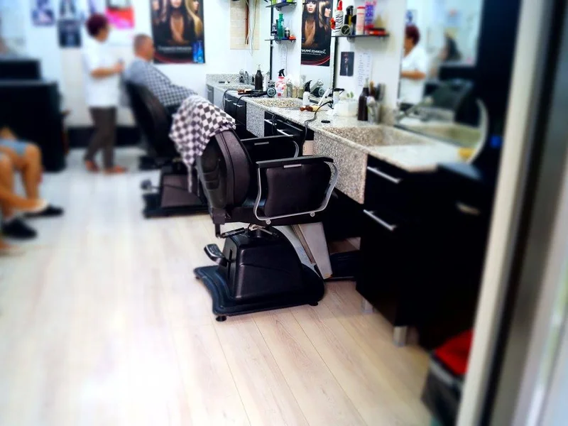 Frizeria-coaforul de la Big