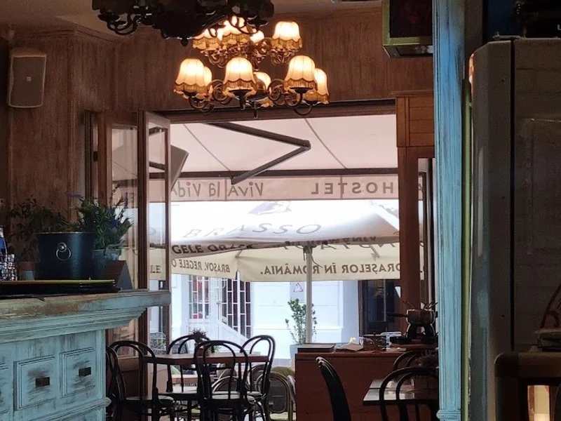 Viva la Vida Bistro-Hostel