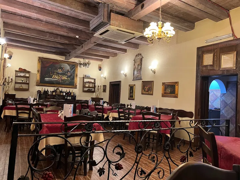 Vinotera Ristorante-Pizzeria