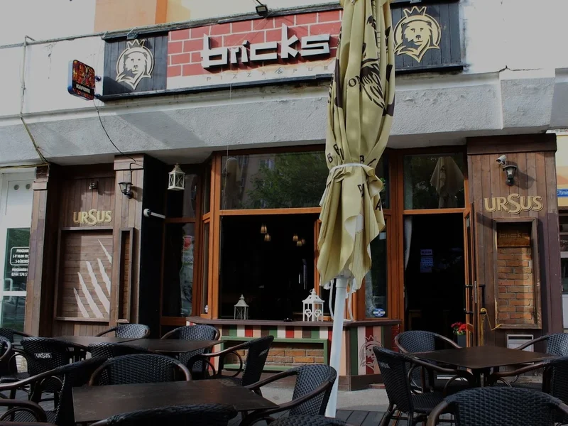 Bricks Pub&Restaurant