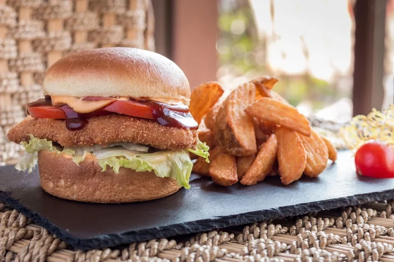 Royal Grill Food Truck