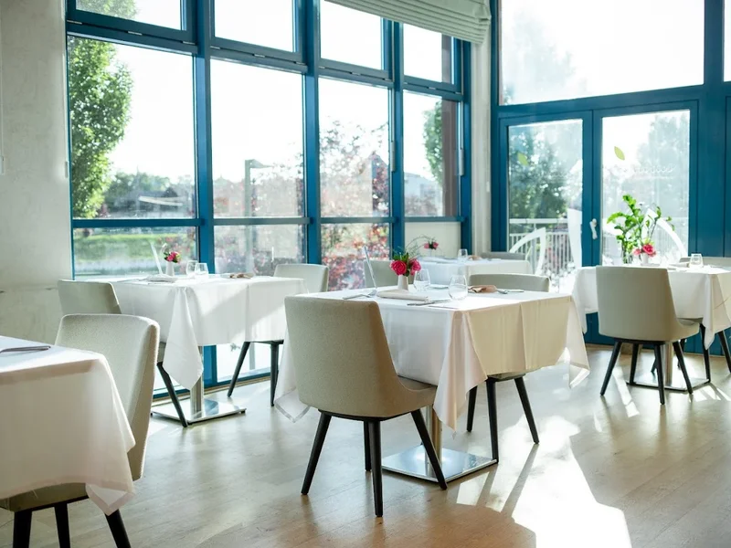 Laurus Mediterranean Restaurant