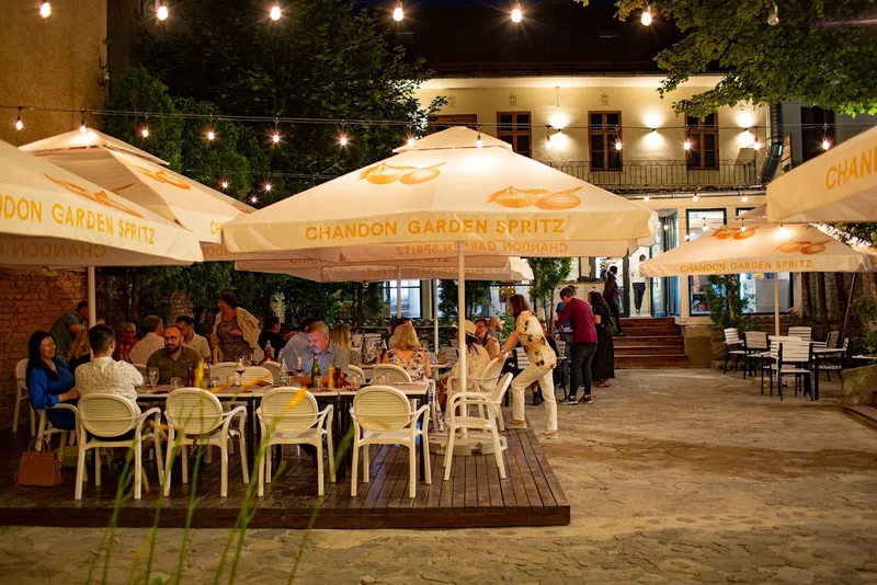 Restaurant Barrique Garden Brașov