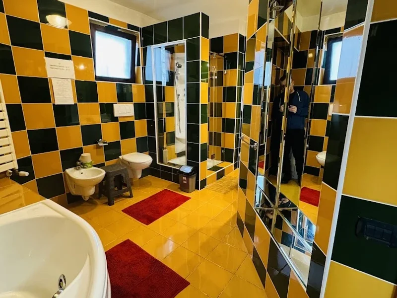 Central Hostel Partener