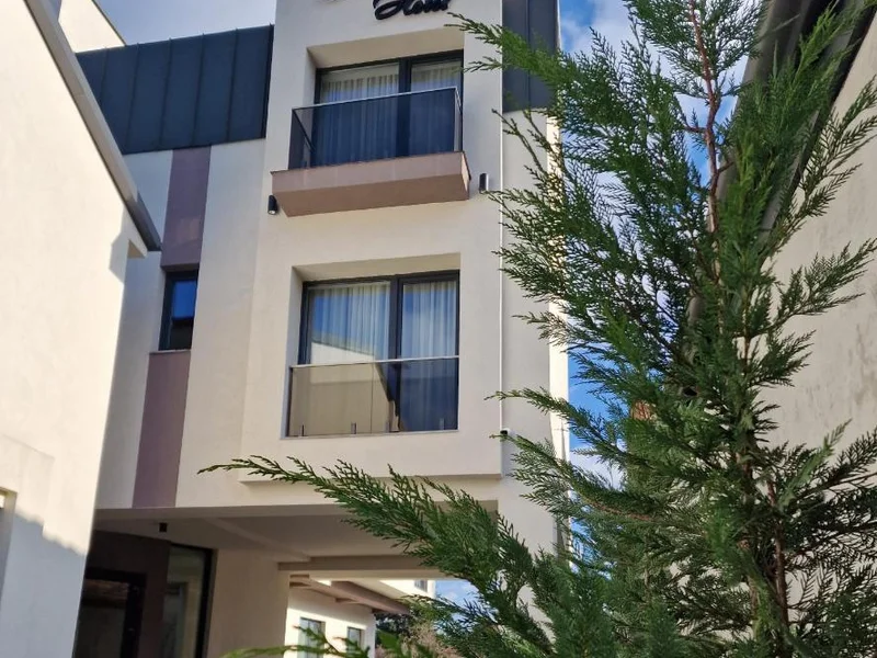 Art's Luxury Boutique Hotel