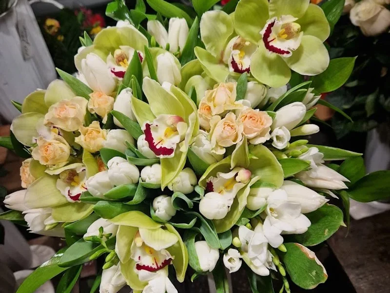 Piața de flori "Rotonda"