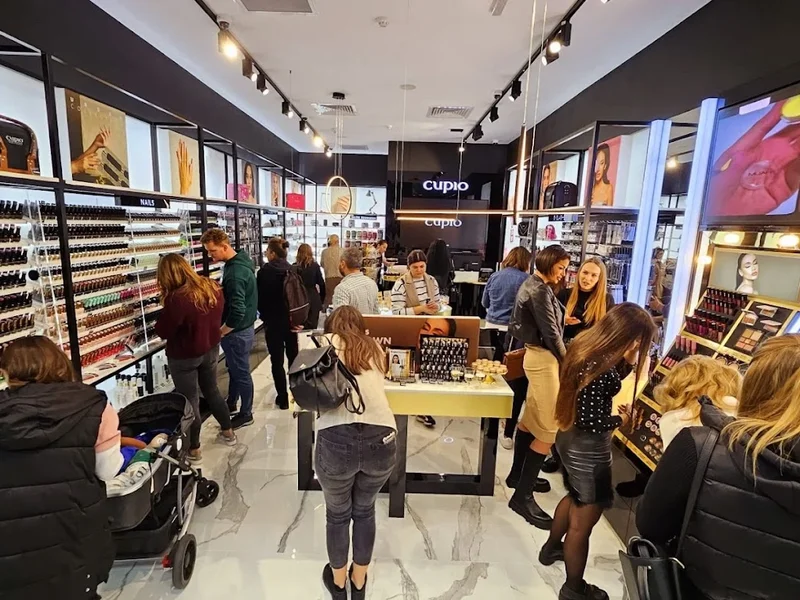 Cupio Lotus Center Oradea - Magazin de Manichiura si Makeup