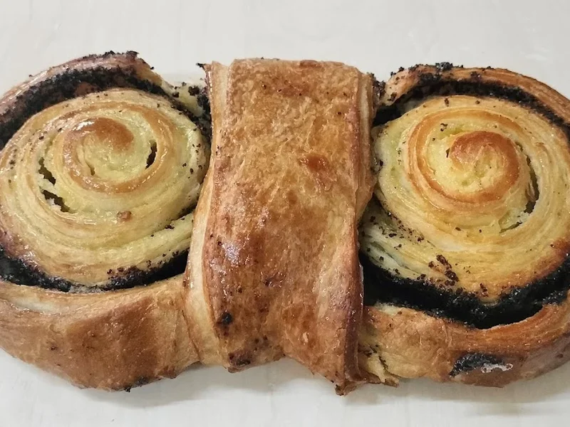 Patiserie Si Covrigi De La Filipici