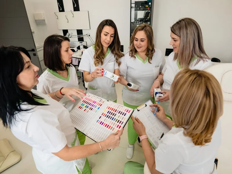 New Nails Health & Beauty