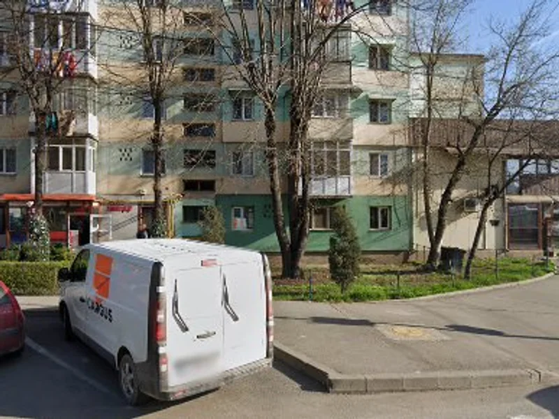 Salon Tineretului