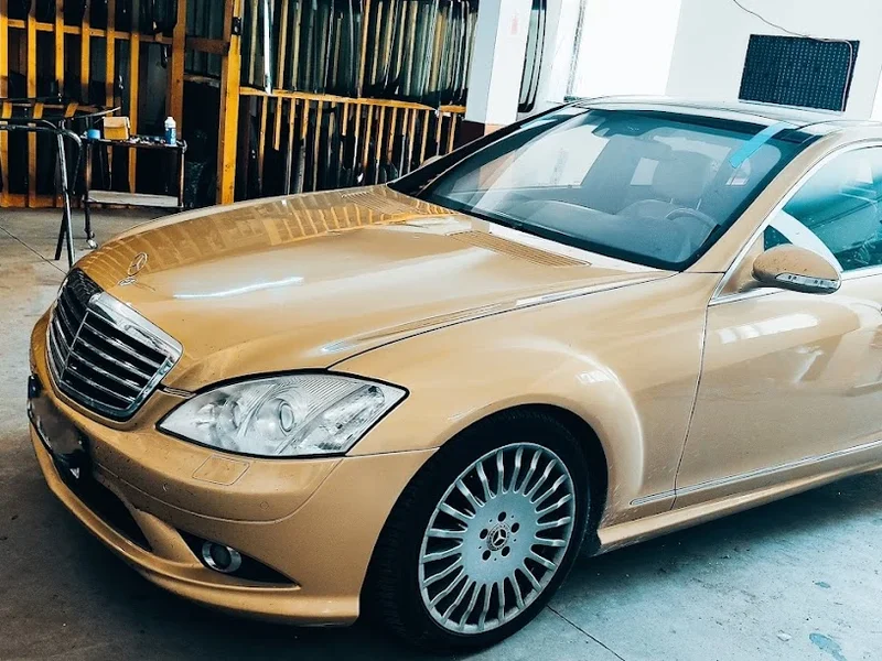 Atmove Parbrize Oradea, Bihor. Parbrize Auto, Camioane Oradea. Parbrize la Domiciliu . Montaj, Inlocuire Parbrize Oradea